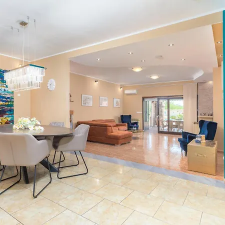 Vikendica Gorgeous In