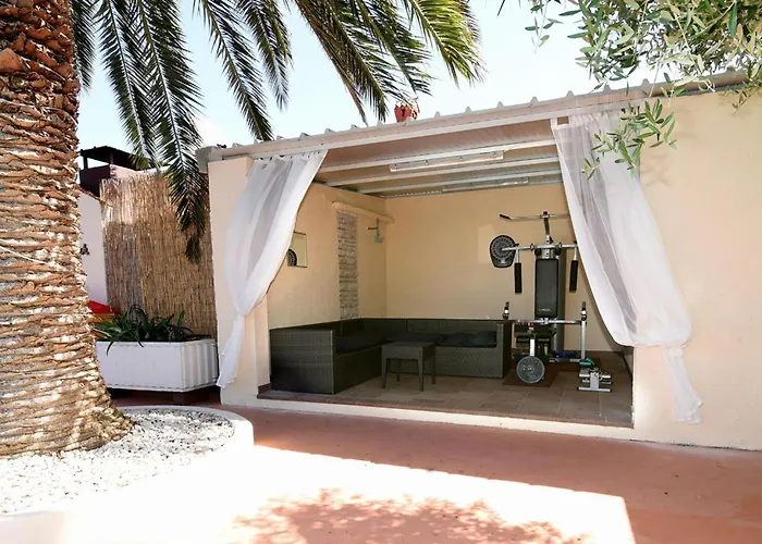 Gorgeous In Feriehus Pula