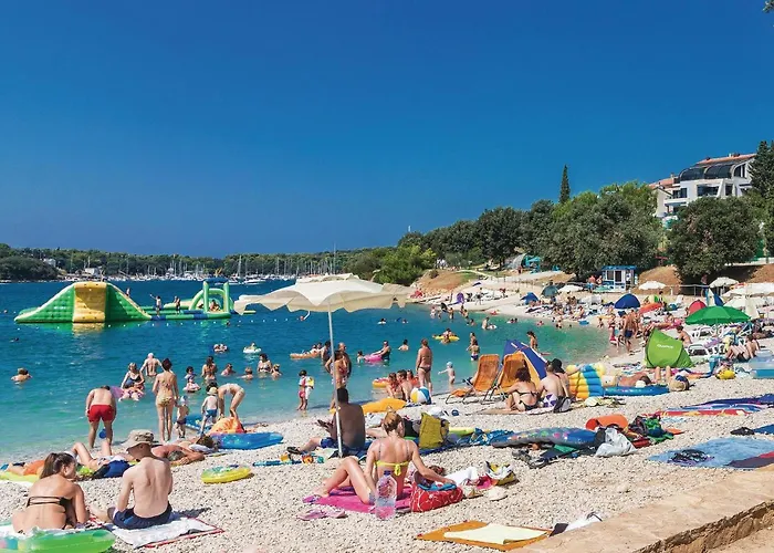 Gorgeous In Feriehus Pula